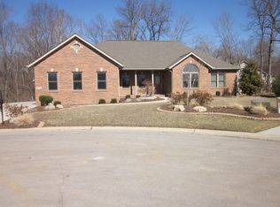 3104 Stonecliff Ct, Belleville, IL 62221