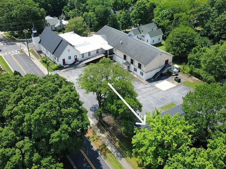 175 Park Dr NW — Photo 36