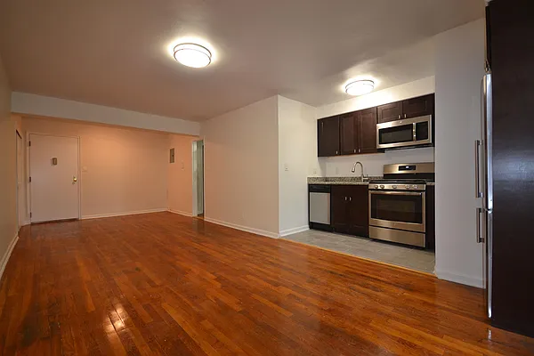 Rented by Silverstein Collection LLC  | media 7