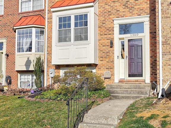 3rd image of 1360 Triwater Ct #195
