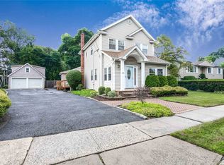 1501 William St, Merrick, NY 11566