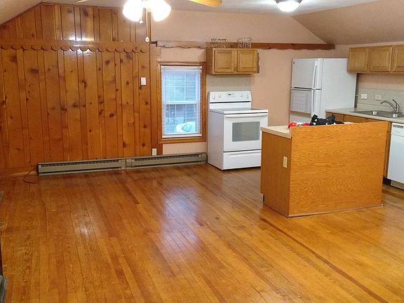2nd image of 3610 Parkwood Dr