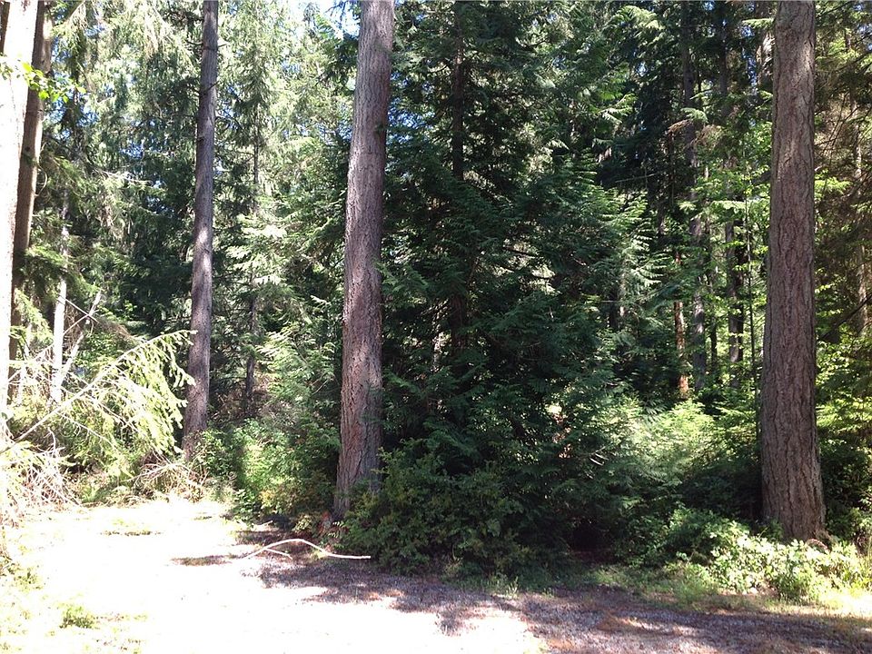 2nd image of Lakeside Dr