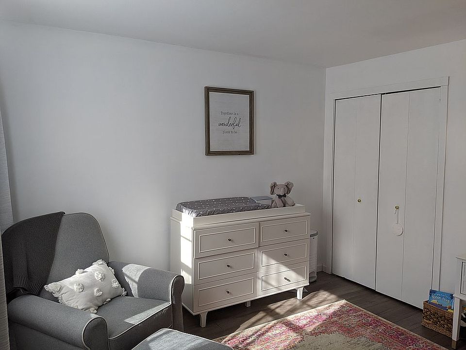 1st image of 3 Beecher Ln