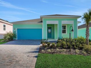 999 Fiesta Key Cir, Lady Lake, FL 32159