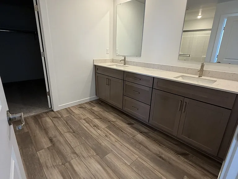 273 Lightning Ave — Photo 8