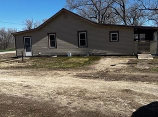 929 Plaza Dr Salina KS 67401 MLS 209908 Zillow