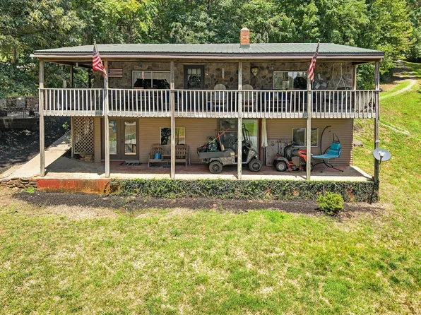 12 Crescent Ln, Wirtz, VA 24184