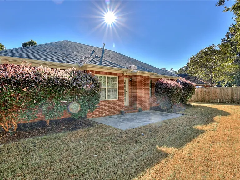 1348 Wendell Ln — Photo 10
