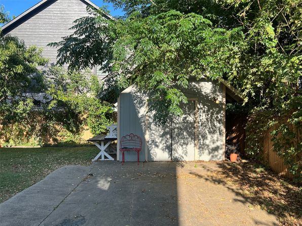 Additional property image - 902 S Oak Cliff Blvd #A-B, Dallas, TX 75208