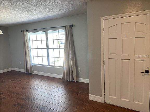 3rd image of 4612 Tamworth Ct