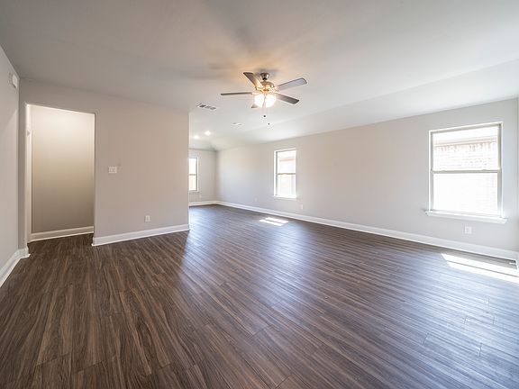 2nd image of 6319 Graceland Dr