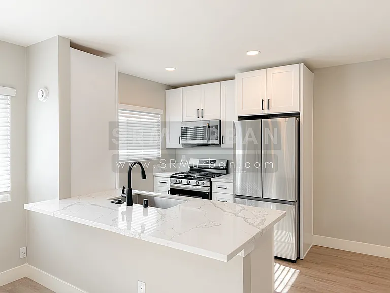 4020 Cherokee Ave #8 — Photo 8