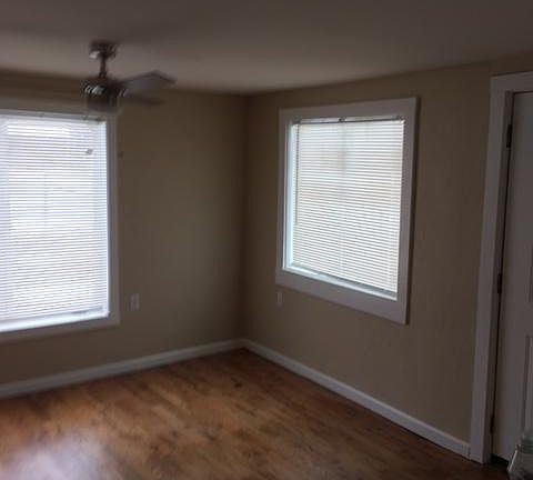 2nd image of 318 N Baldwin St #A