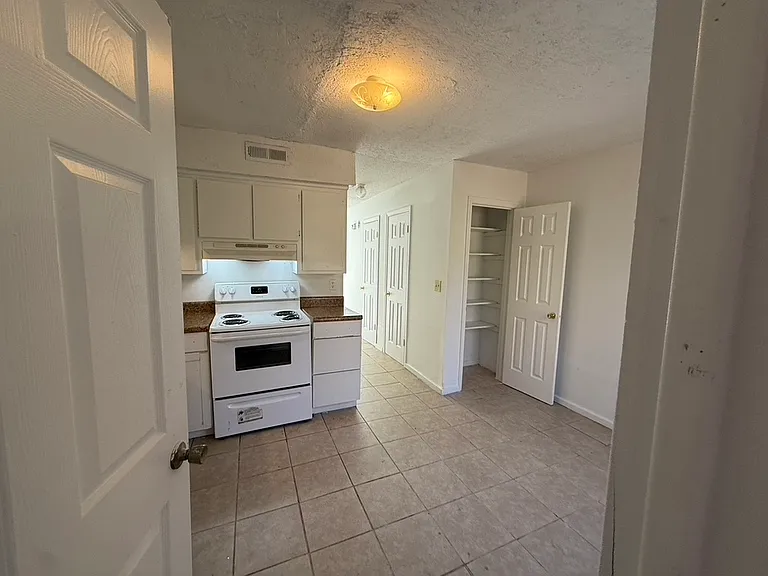 105 Magwood Dr #D — Photo 6