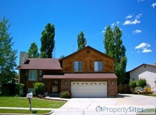 5671 S Redwood Ln, South Ogden, UT 84403