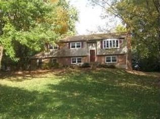 914 Iron Bridge Rd, Asbury, NJ 08802