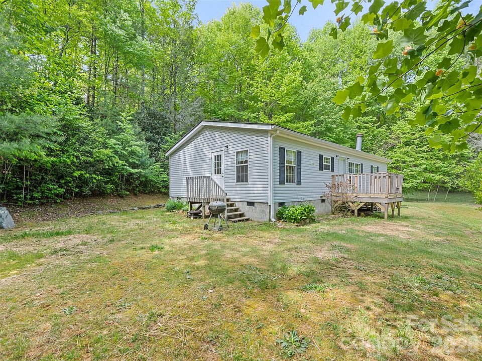 1st image of 122 Mastiff Hollow Dr