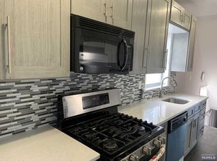 26 College Pl, Ridgefield Park, NJ 07660