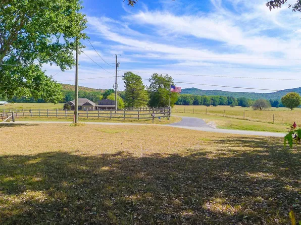 480 Johnson Landing Rd, Valhermoso Springs, AL 35775