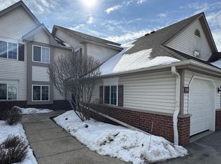 550 Pewaukee Rd UNIT C, Pewaukee, WI 53072