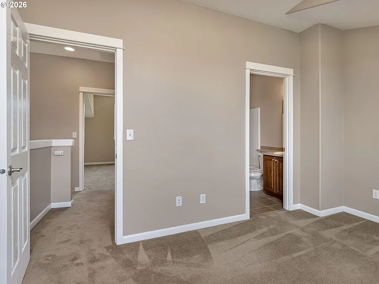 830 NW Council Dr — Photo 15