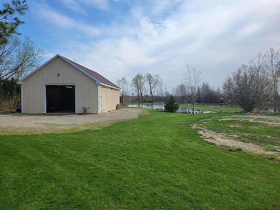 2nd image of 29610 Armada Ridge Rd