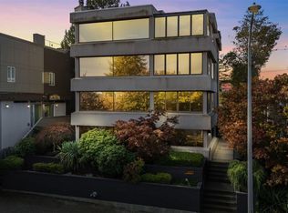 1627 California Ave SW APT 1, Seattle, WA 98116