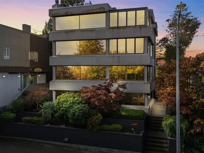 1627 California Avenue SW #1, Seattle, WA, 98116
