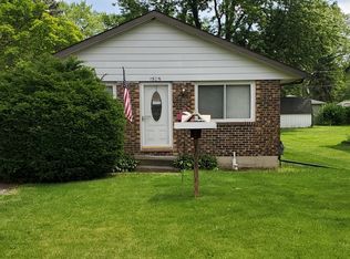 1505 N Channel Dr, Round Lake Beach, IL 60073