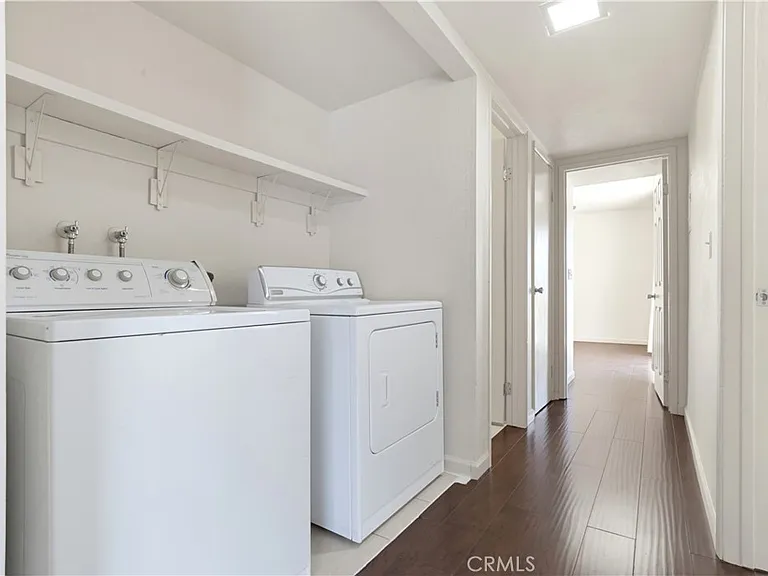1067 S Citron St — Photo 10