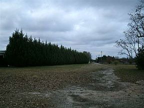 2nd image of 76 Inlet Ln