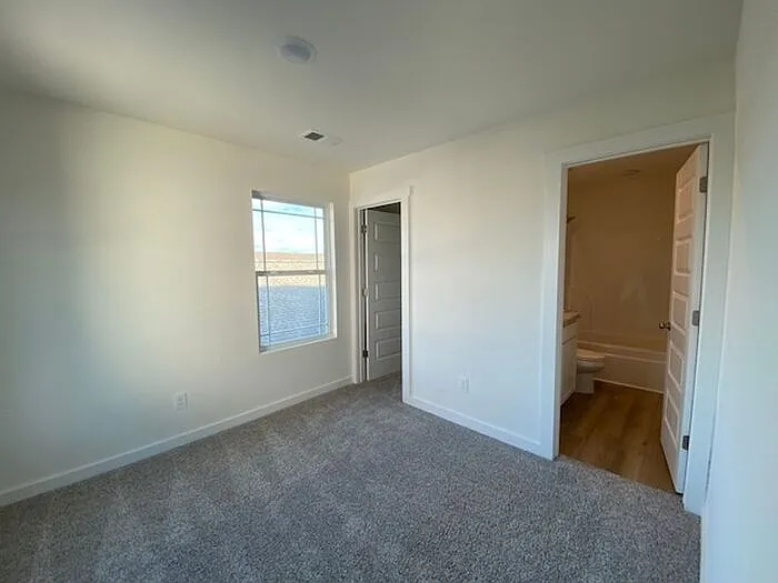 418 Falls Pointe — Photo 17