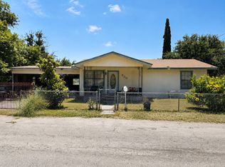 300 Barton Ave, Del Rio, TX 78840