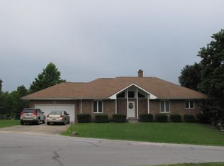 135 Foggy River Rd, Hollister, MO 65672