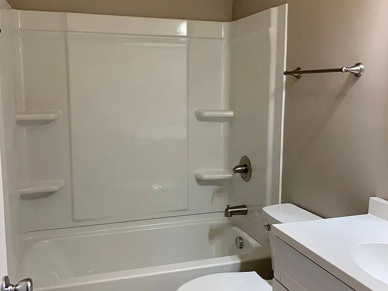 2732 Ann Dr — Photo 10