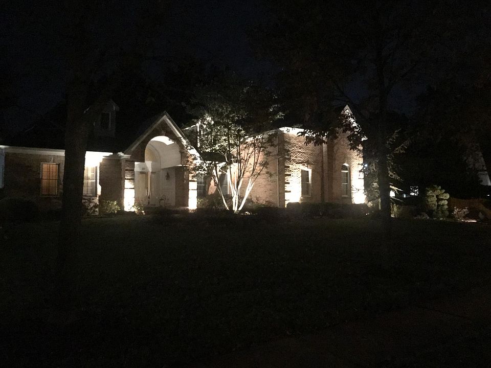 2nd image of 31 Buckingham Drive 202 203 #201