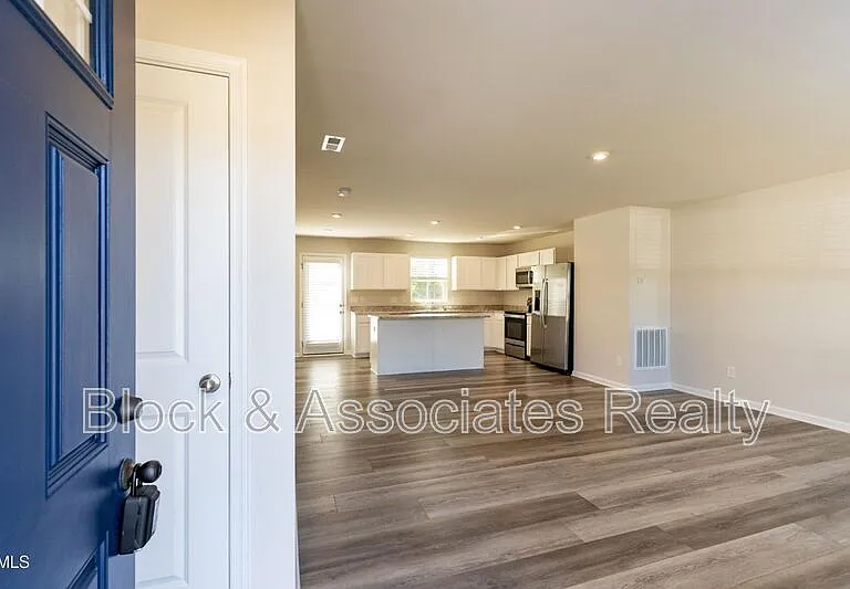 152 Bird Dog Dr — Photo 2