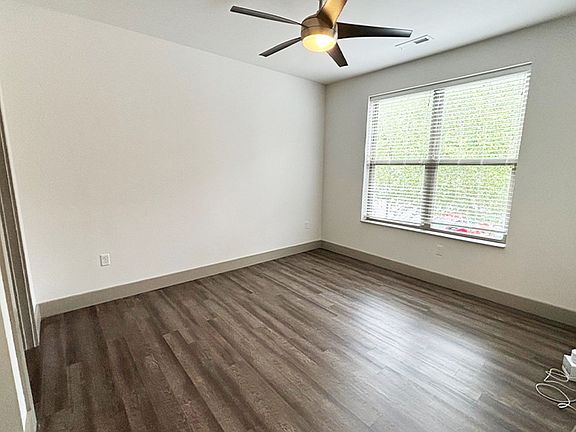 4th image of 3240 Whitfield Ave APT 217