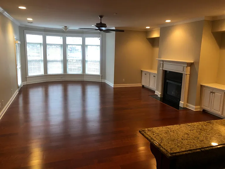 5222 Indian Woods Dr #102 — Photo 4