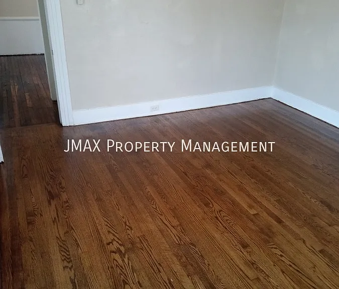 502 Rutherford Ave NW — Photo 13