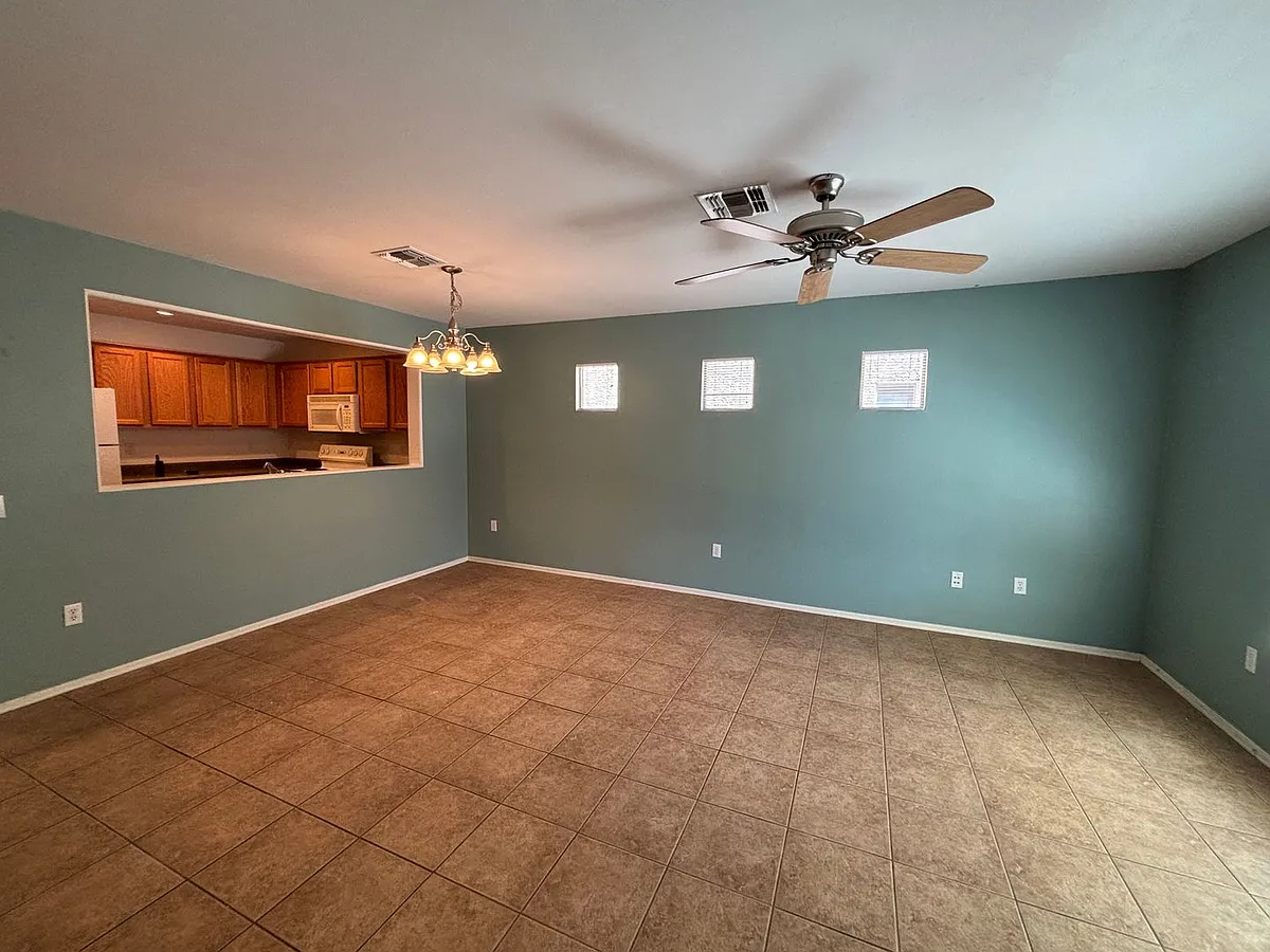 Building Photo - 6028 S Sweet Birch Ln