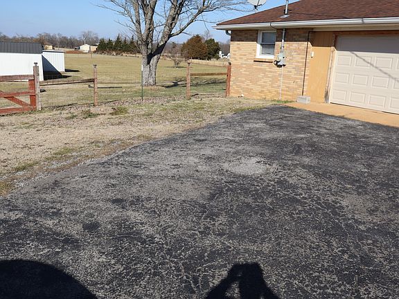 5th image of 905 Mill Rd