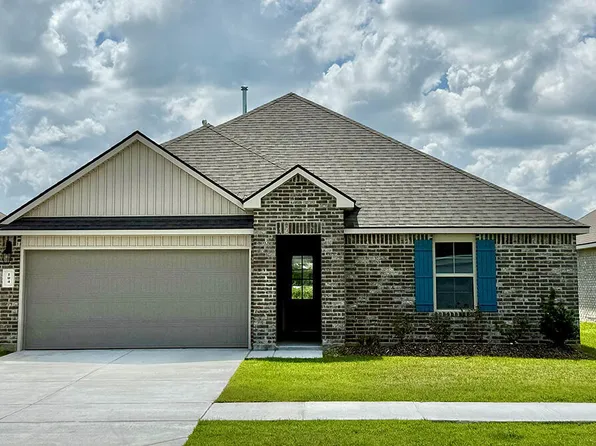 104 Lake Oak Dr, Lafayette, LA 70507