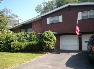 109 Harwich Rd, Newton, MA 02467