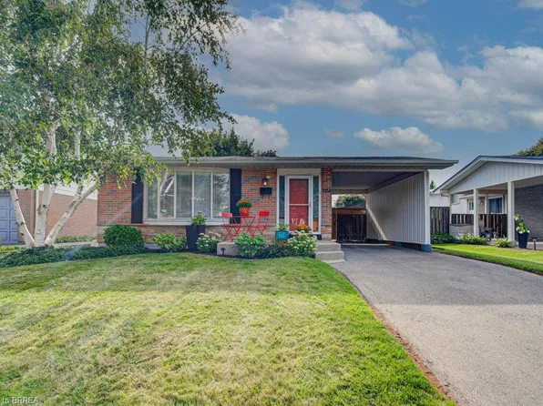 3158 Palmer Dr, Burlington, ON L7M 1L4