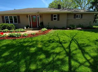 1804 Campbell St, Valparaiso, IN 46383