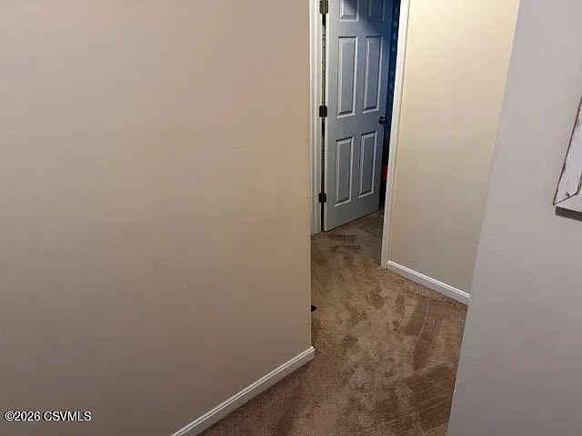 35 N Oakwood Ln — Photo 2
