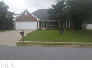 1650 Rose Pointe Dr, Loganville, GA 30052