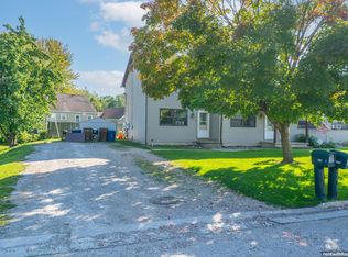 1327 Trader Rd #1, Menasha, WI 54952